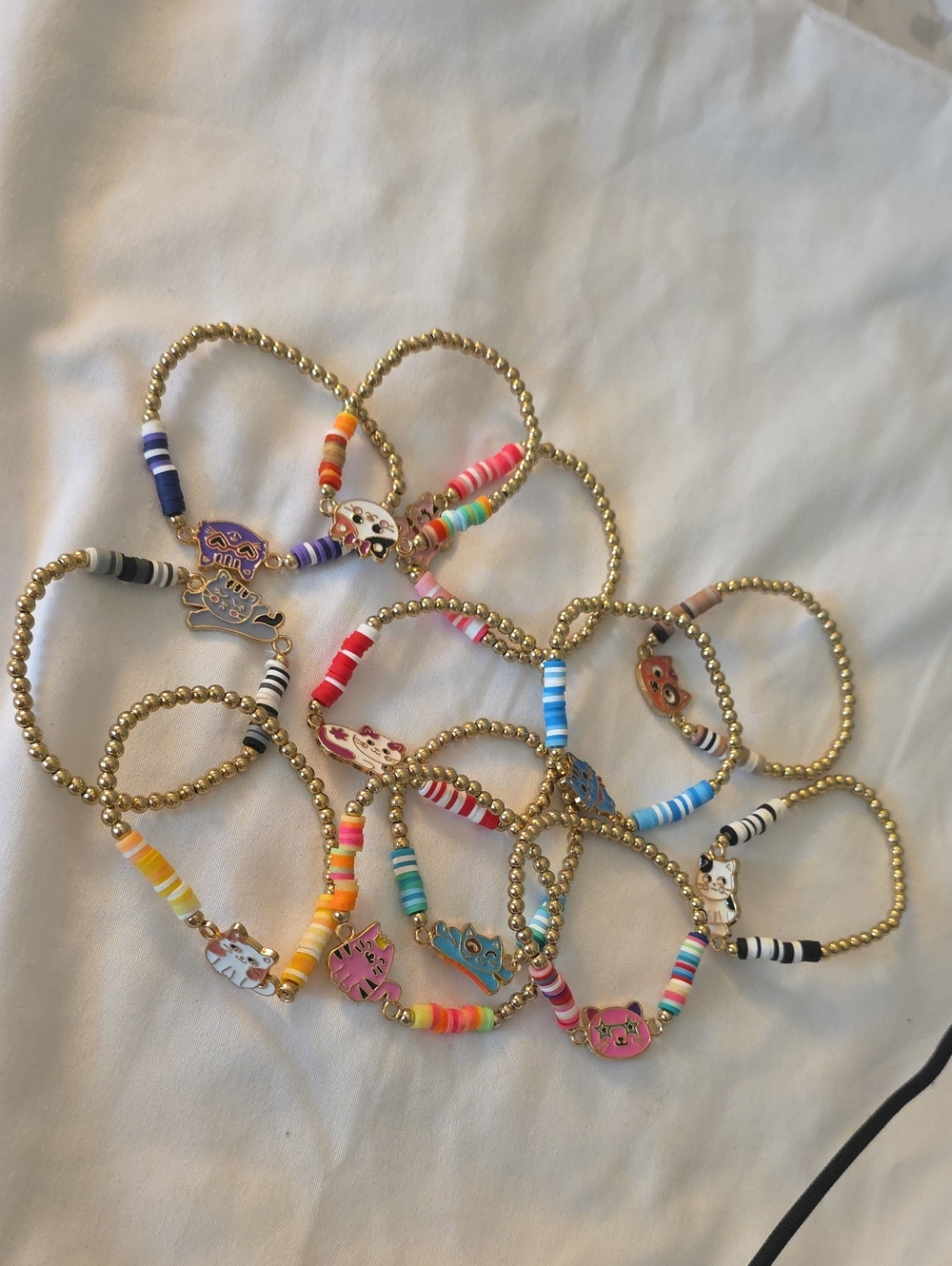 Nwot Gold Beaded Multi-Color Cat Charm Stretch Bracelet by